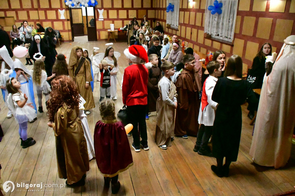 Bal Wszystkich Świętych w Tereszpolu promował pozytywne wzorce