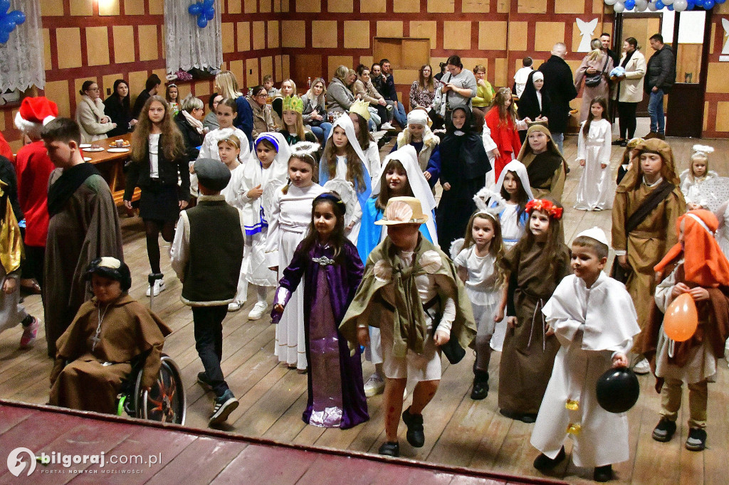 Bal Wszystkich Świętych w Tereszpolu promował pozytywne wzorce