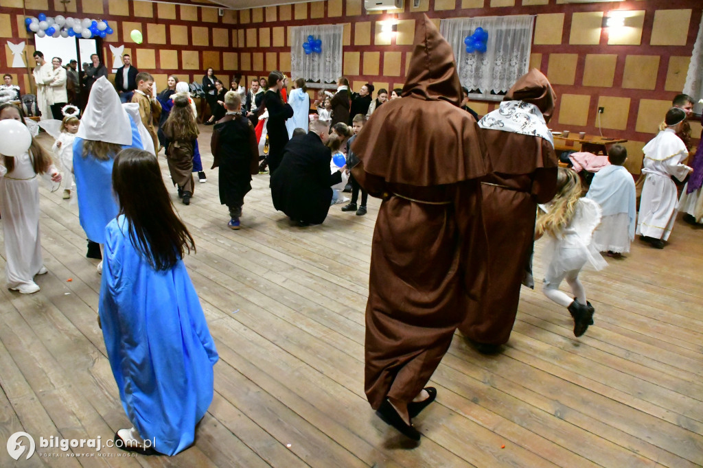 Bal Wszystkich Świętych w Tereszpolu promował pozytywne wzorce