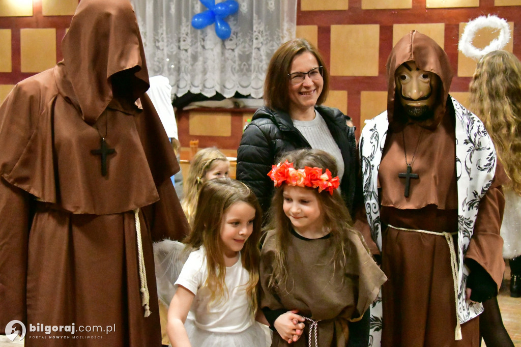 Bal Wszystkich Świętych w Tereszpolu promował pozytywne wzorce