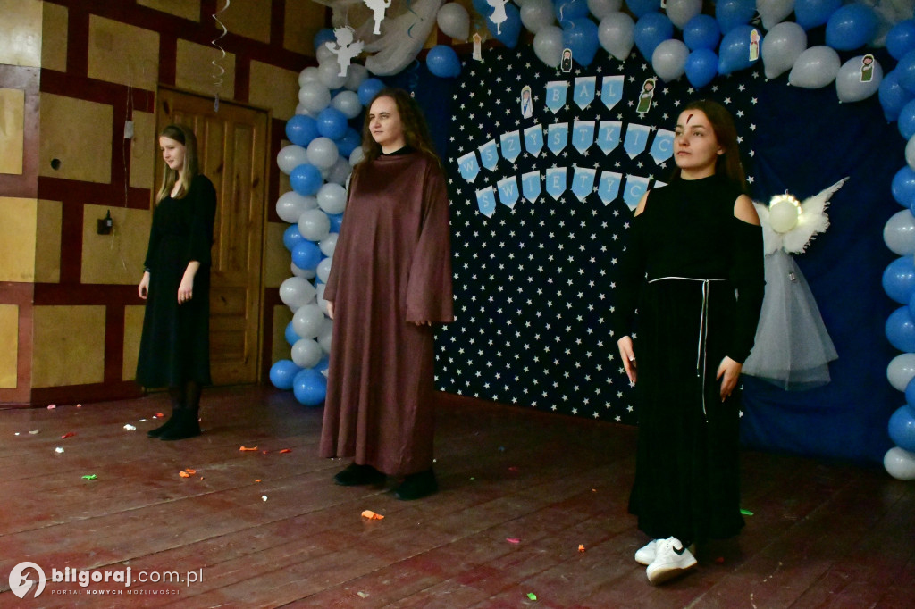 Bal Wszystkich Świętych w Tereszpolu promował pozytywne wzorce