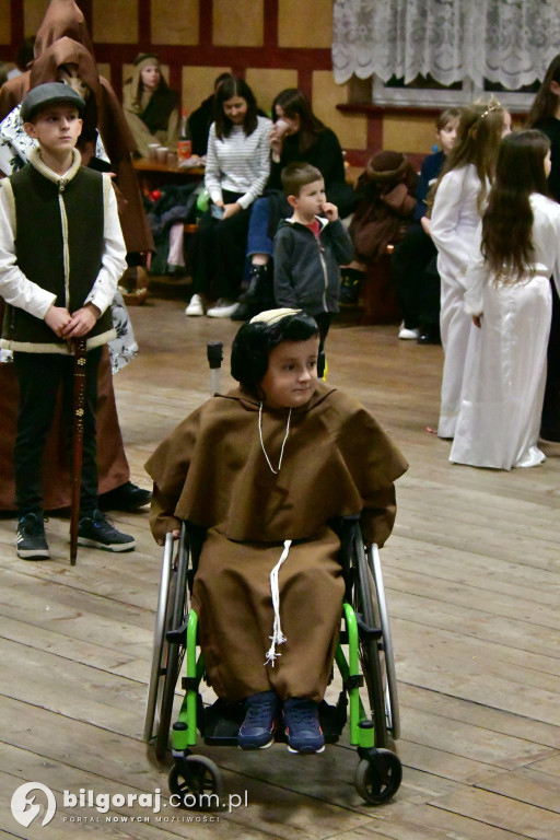 Bal Wszystkich Świętych w Tereszpolu promował pozytywne wzorce