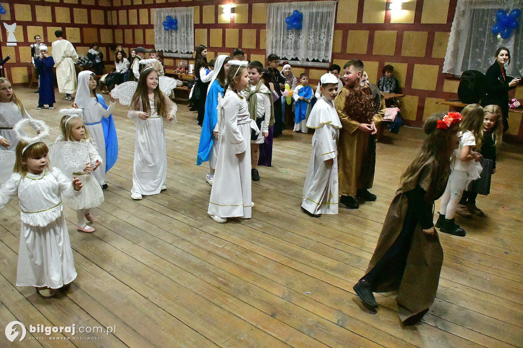 Bal Wszystkich Świętych w Tereszpolu promował pozytywne wzorce