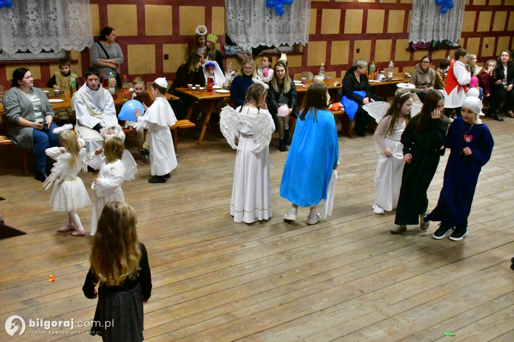 Bal Wszystkich Świętych w Tereszpolu promował pozytywne wzorce