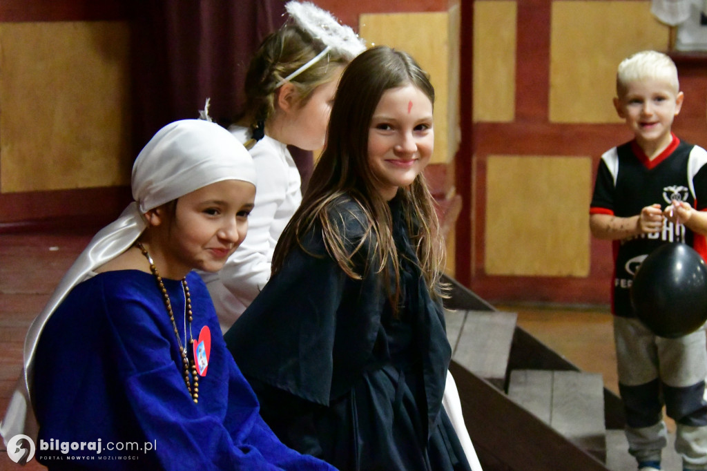 Bal Wszystkich Świętych w Tereszpolu promował pozytywne wzorce