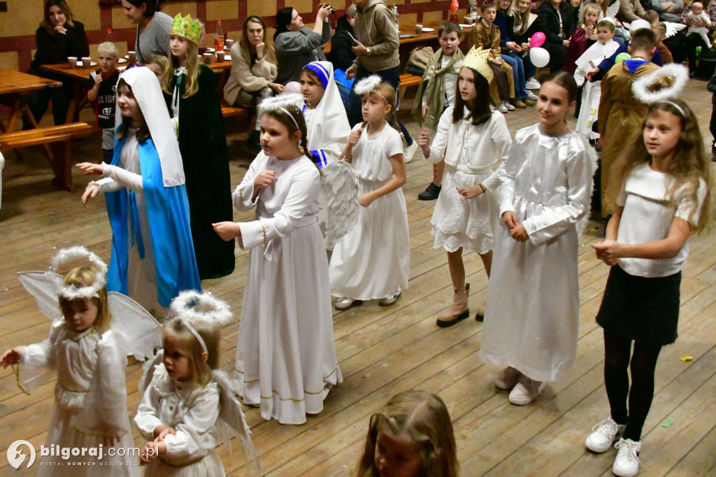 Bal Wszystkich Świętych w Tereszpolu promował pozytywne wzorce