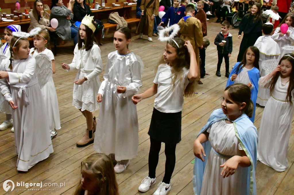 Bal Wszystkich Świętych w Tereszpolu promował pozytywne wzorce