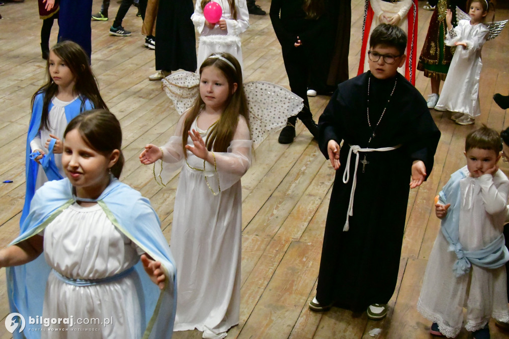 Bal Wszystkich Świętych w Tereszpolu promował pozytywne wzorce