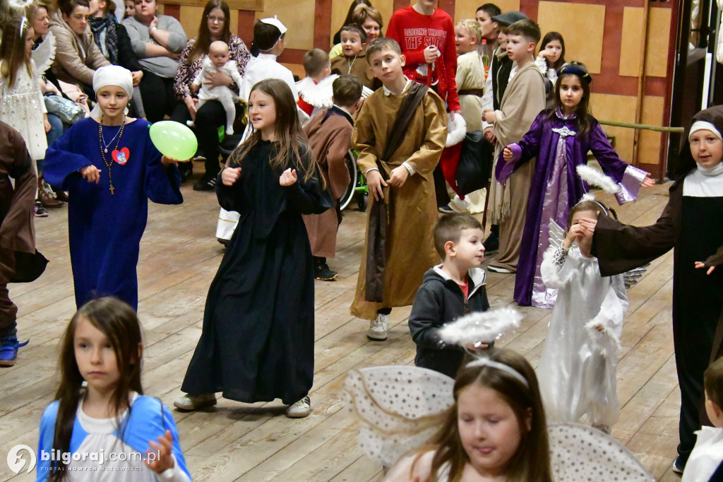 Bal Wszystkich Świętych w Tereszpolu promował pozytywne wzorce