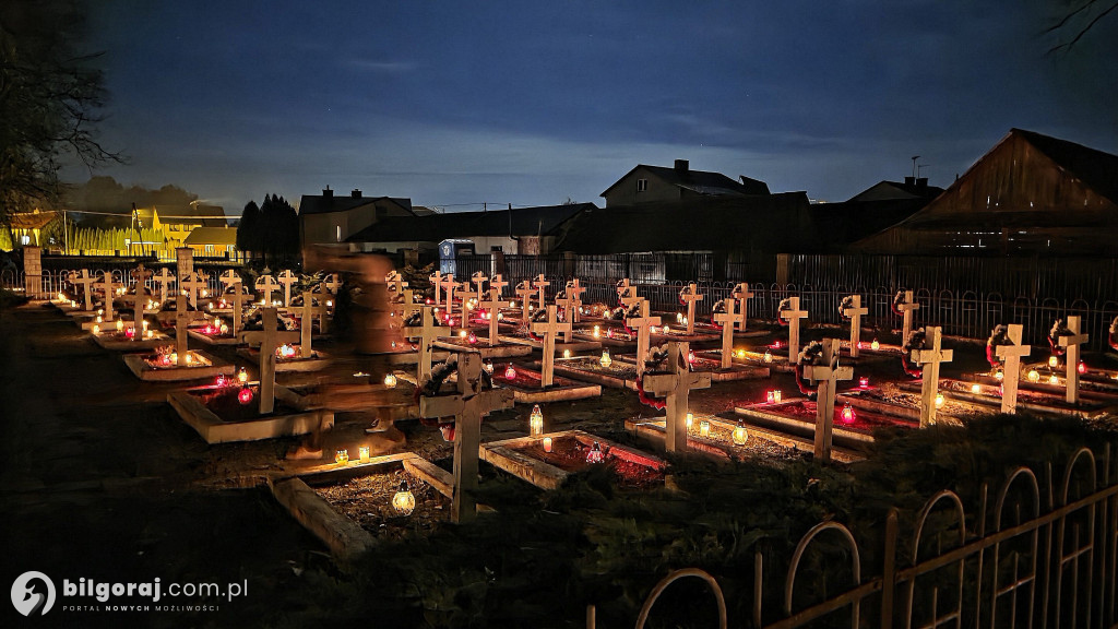 Droga krzyżowa wśród zniczy na Wszystkich Świętych