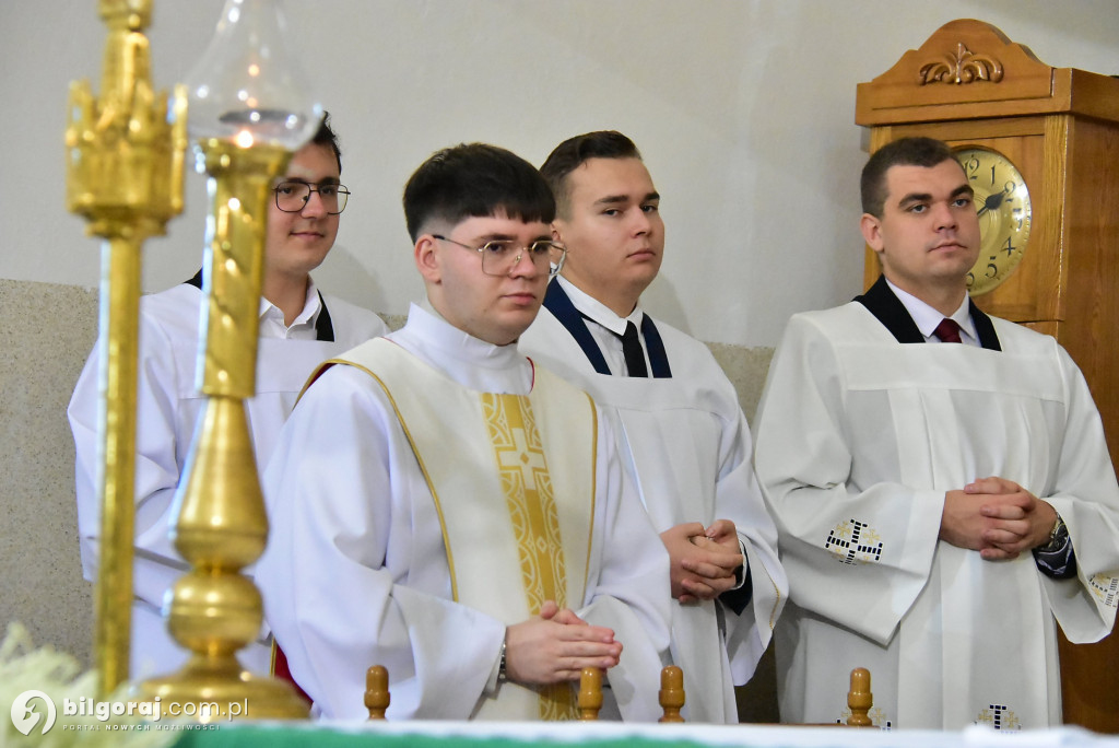 Uroczystość Wszystkich Świętych w Biłgoraju. Procesja w sanktuarium