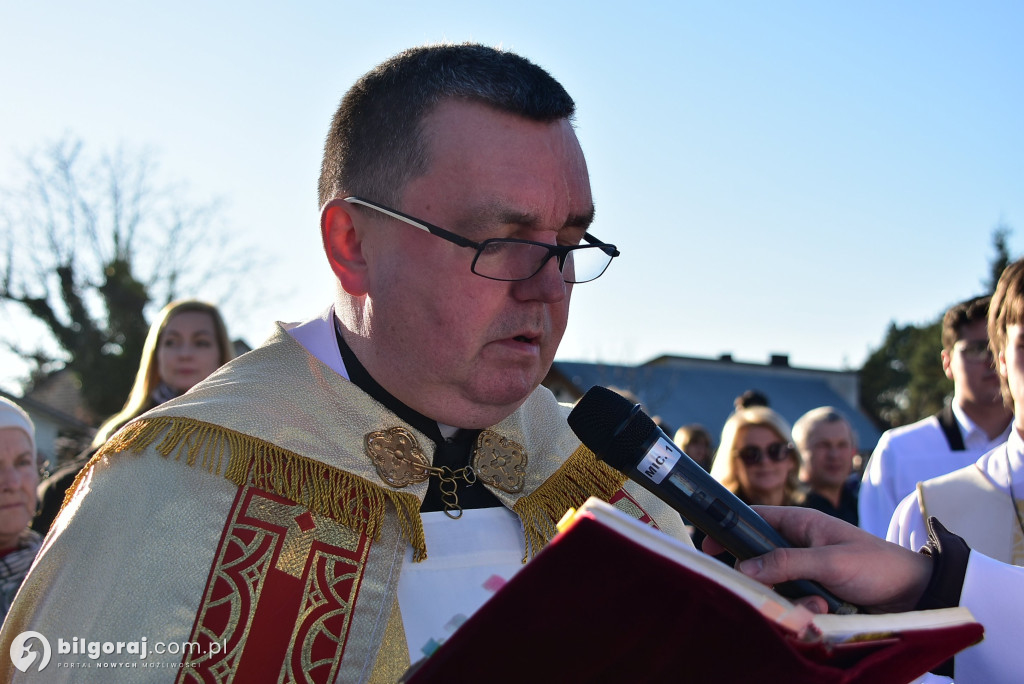 Uroczystość Wszystkich Świętych w Biłgoraju. Procesja w sanktuarium