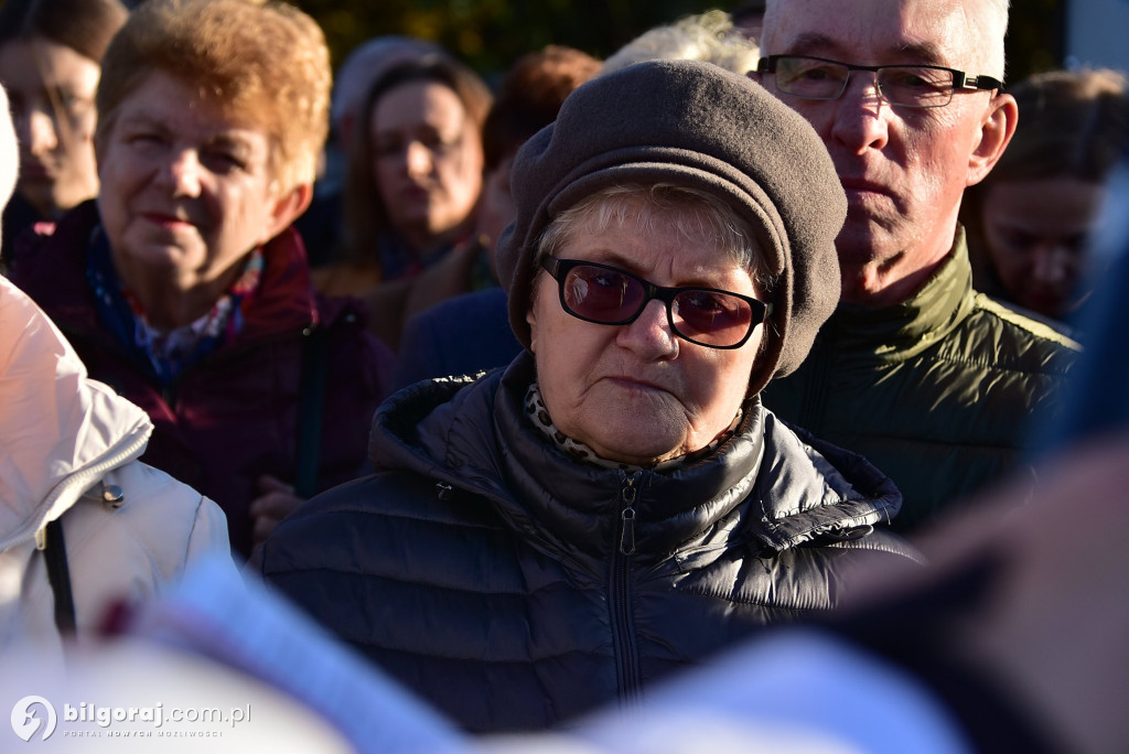 Uroczystość Wszystkich Świętych w Biłgoraju. Procesja w sanktuarium