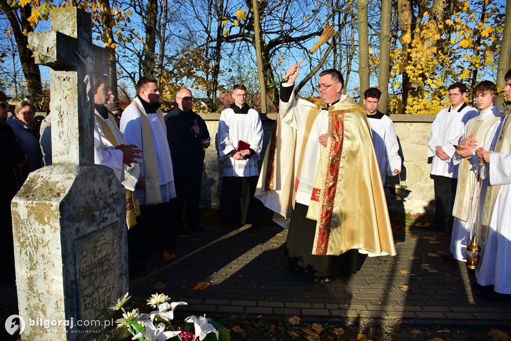 Uroczystość Wszystkich Świętych w Biłgoraju. Procesja w sanktuarium