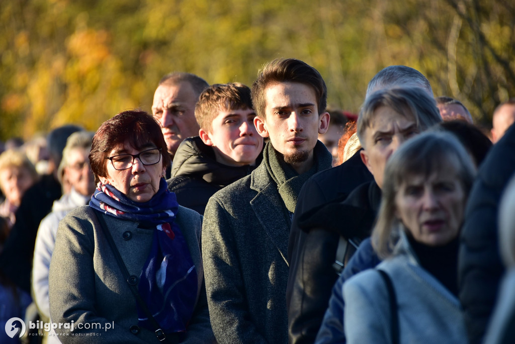 Uroczystość Wszystkich Świętych w Biłgoraju. Procesja w sanktuarium