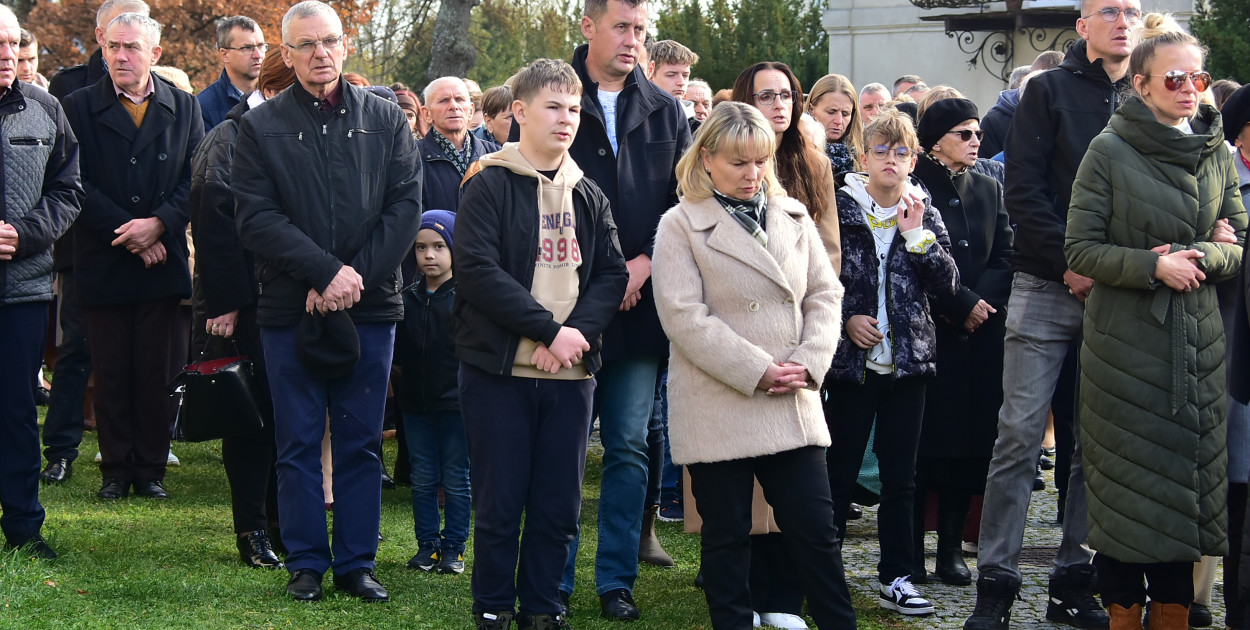 Dzień Zaduszny w biłgorajskim sanktuarium