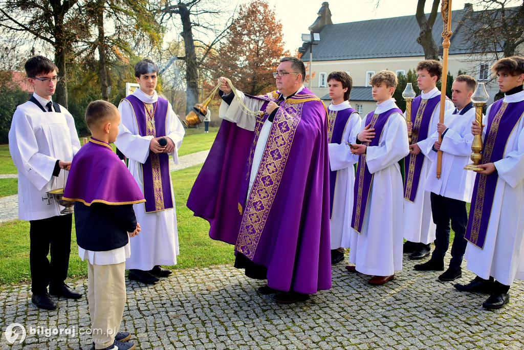 Dzień Zaduszny w biłgorajskim sanktuarium