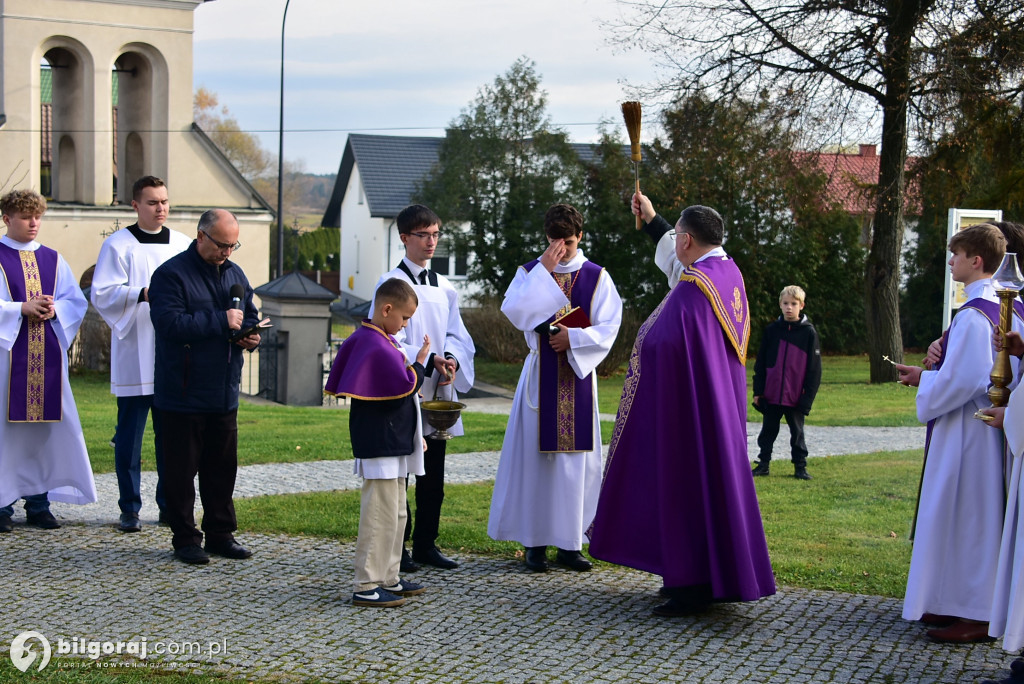 Dzień Zaduszny w biłgorajskim sanktuarium