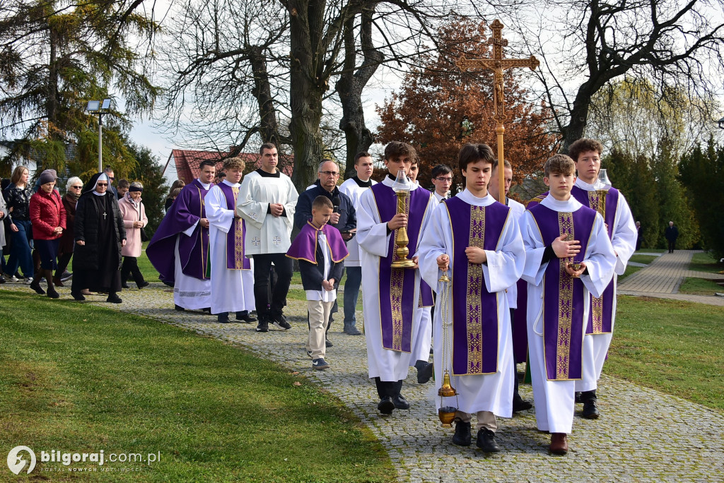 Dzień Zaduszny w biłgorajskim sanktuarium