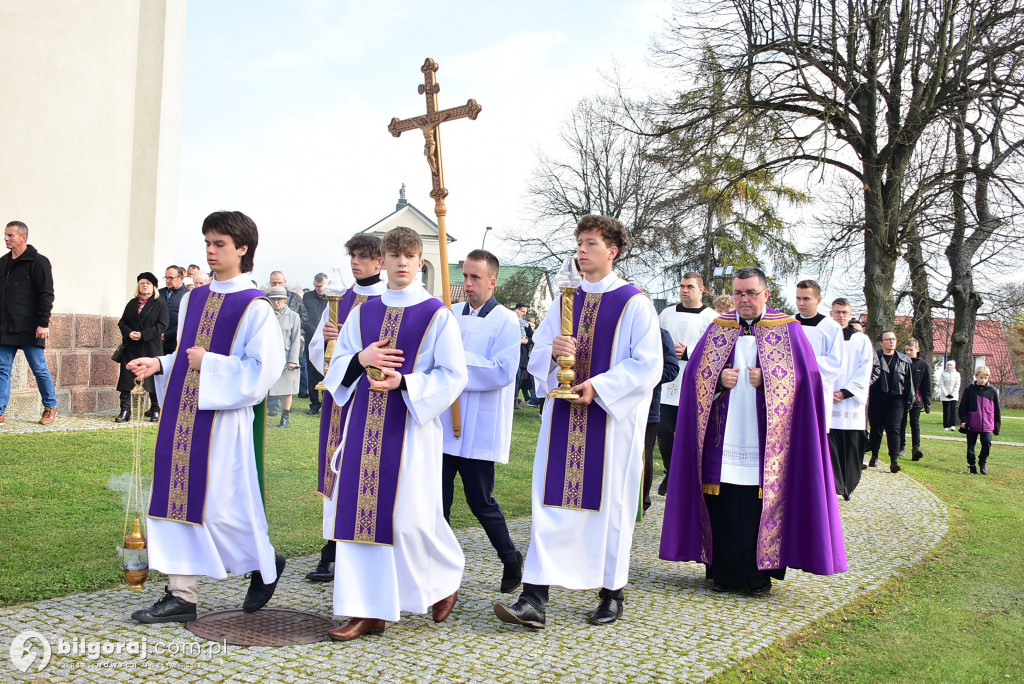Dzień Zaduszny w biłgorajskim sanktuarium