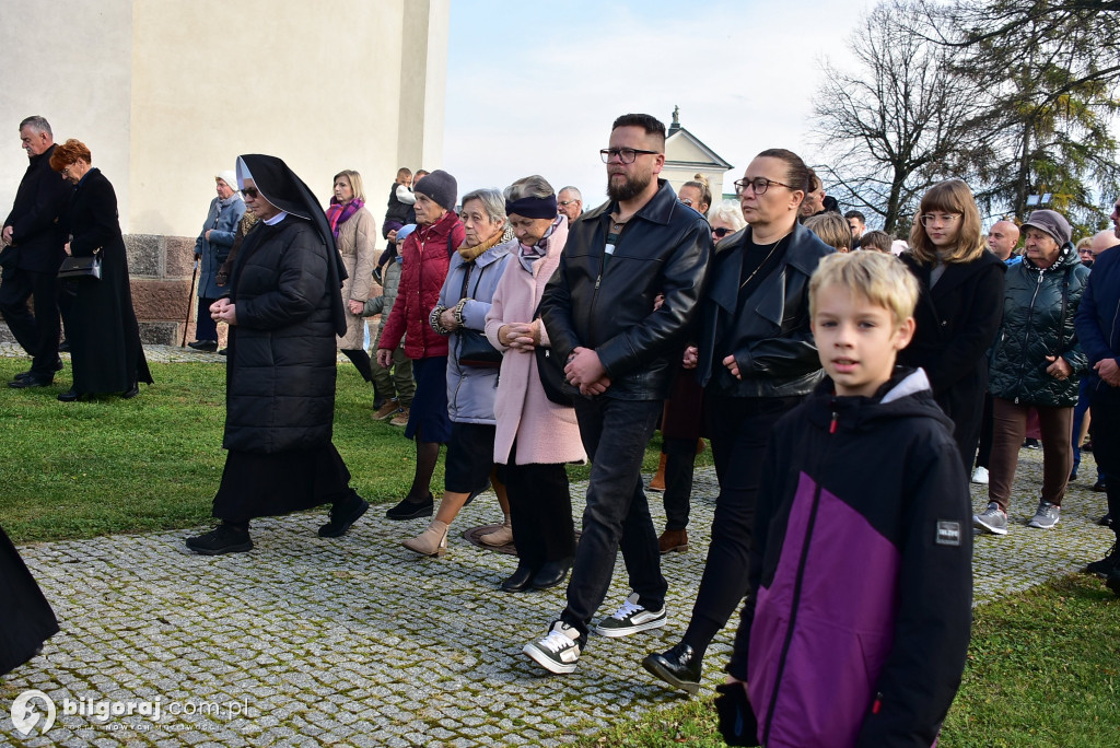 Dzień Zaduszny w biłgorajskim sanktuarium