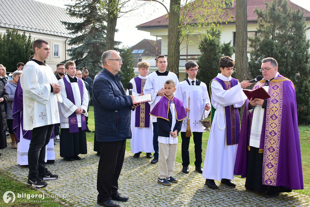Dzień Zaduszny w biłgorajskim sanktuarium