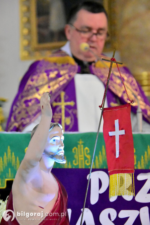 Dzień Zaduszny w biłgorajskim sanktuarium