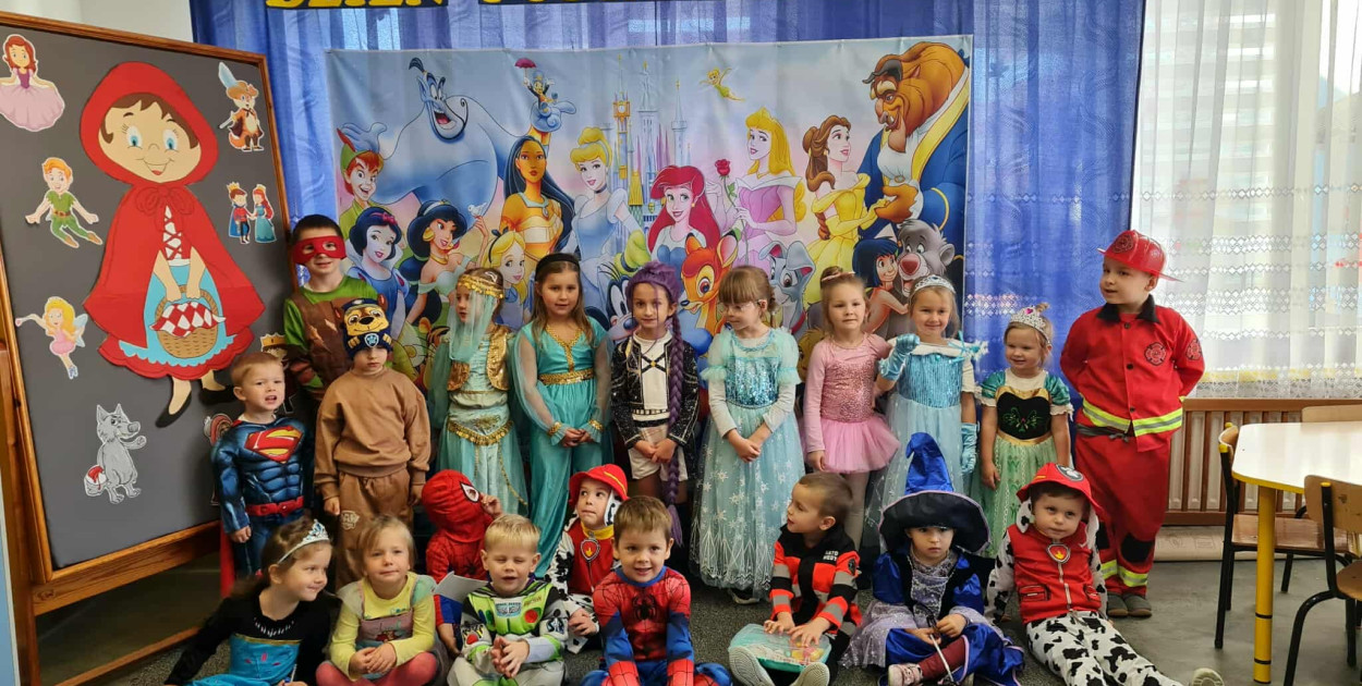 Dzień Postaci z Bajek w przedszkolu w Dereźni Solskiej