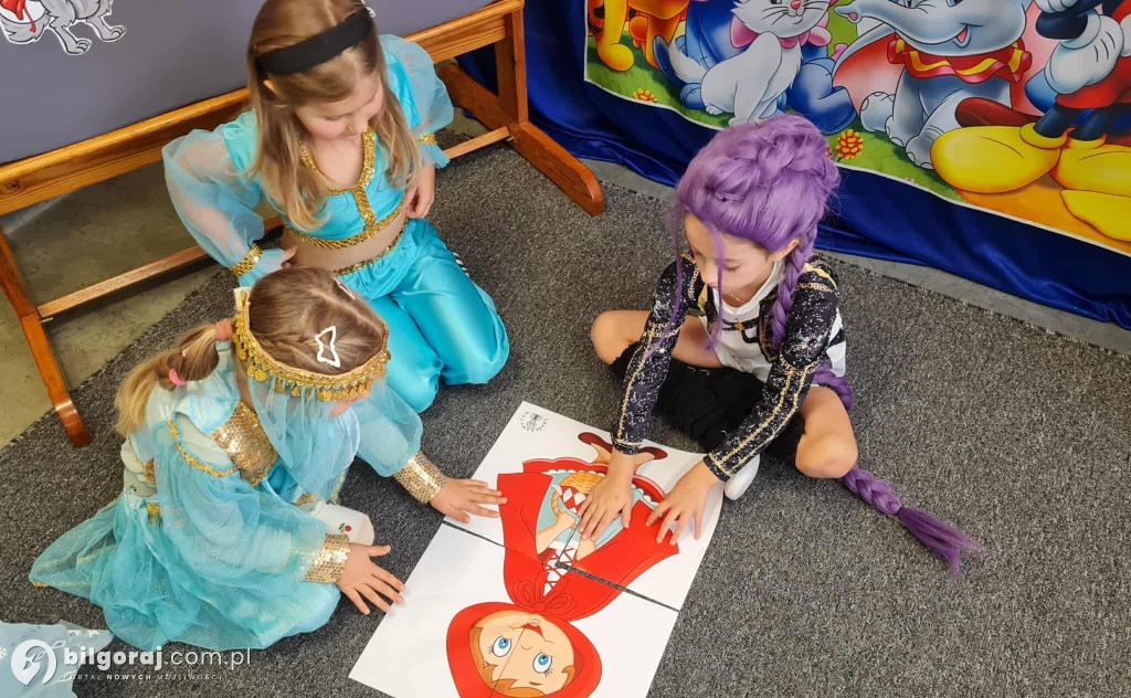 Dzień Postaci z Bajek w przedszkolu w Dereźni Solskiej