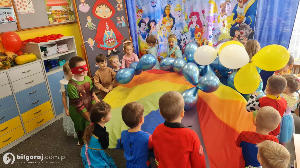 Dzień Postaci z Bajek w przedszkolu w Dereźni Solskiej