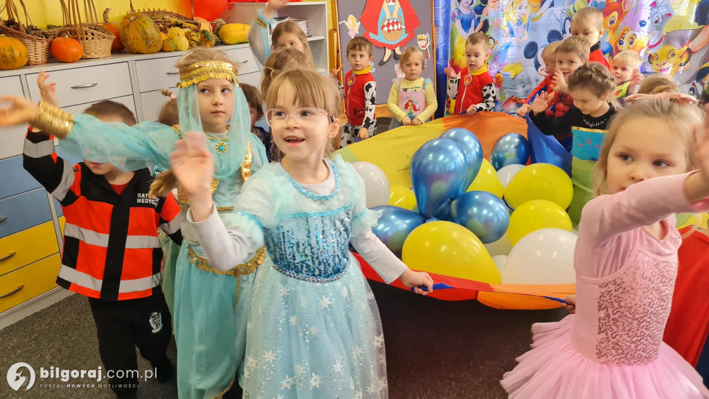 Dzień Postaci z Bajek w przedszkolu w Dereźni Solskiej