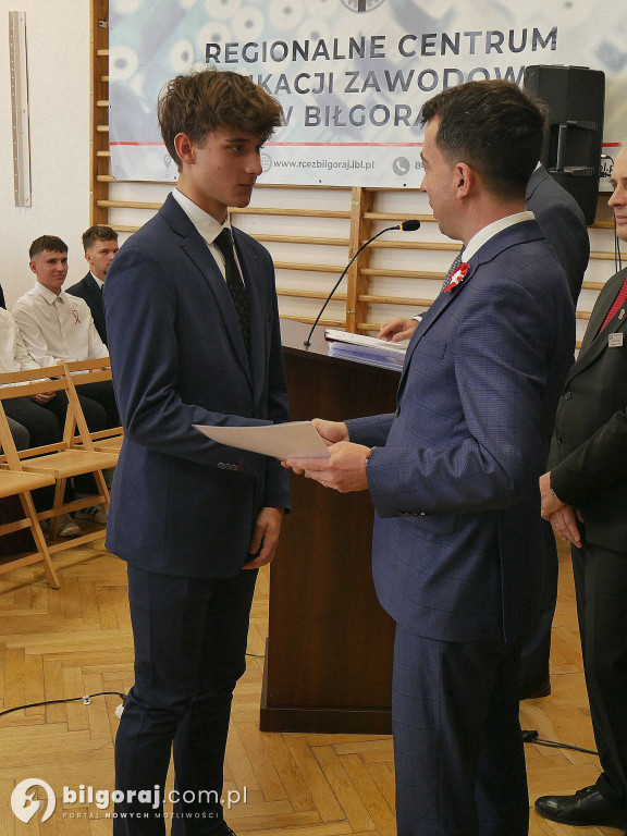 Uczczenie Niepodległej i nagroda za osiągniecia w nauce i sporcie