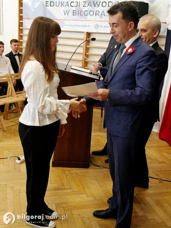 Uczczenie Niepodległej i nagroda za osiągniecia w nauce i sporcie