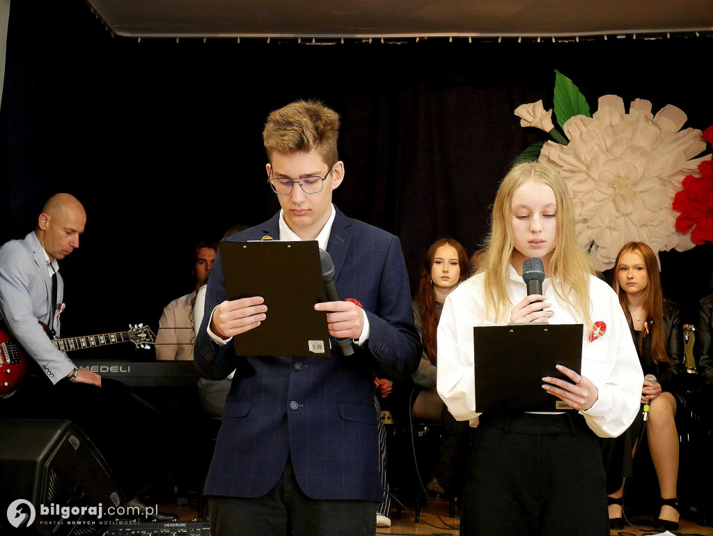 Uczczenie Niepodległej i nagroda za osiągniecia w nauce i sporcie