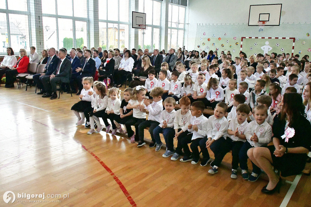 Biszcza. Szkoła do hymnu - śpiewali wszyscy