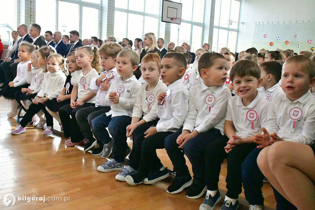 Biszcza. Szkoła do hymnu - śpiewali wszyscy