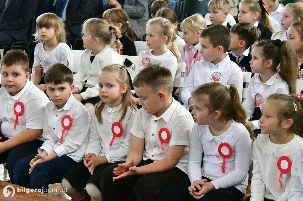 Biszcza. Szkoła do hymnu - śpiewali wszyscy