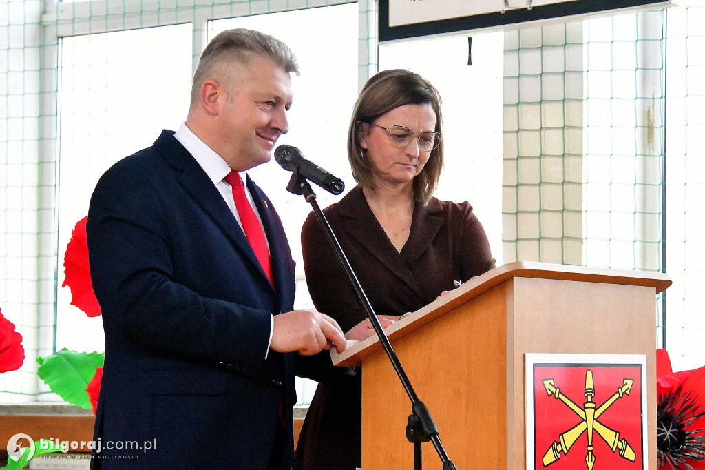 Biszcza. Szkoła do hymnu - śpiewali wszyscy