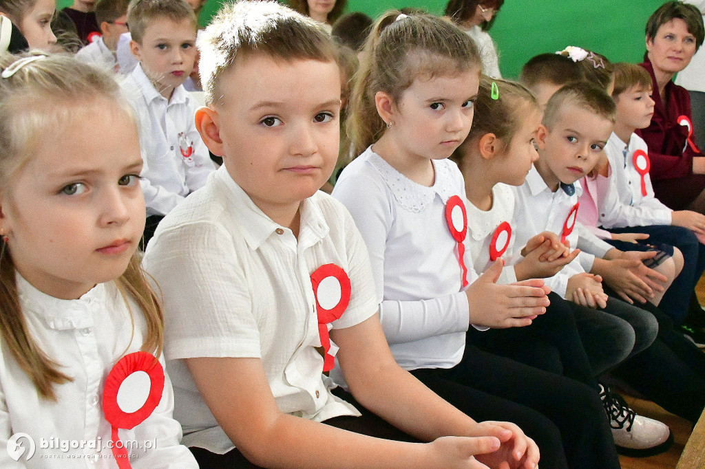 Biszcza. Szkoła do hymnu - śpiewali wszyscy