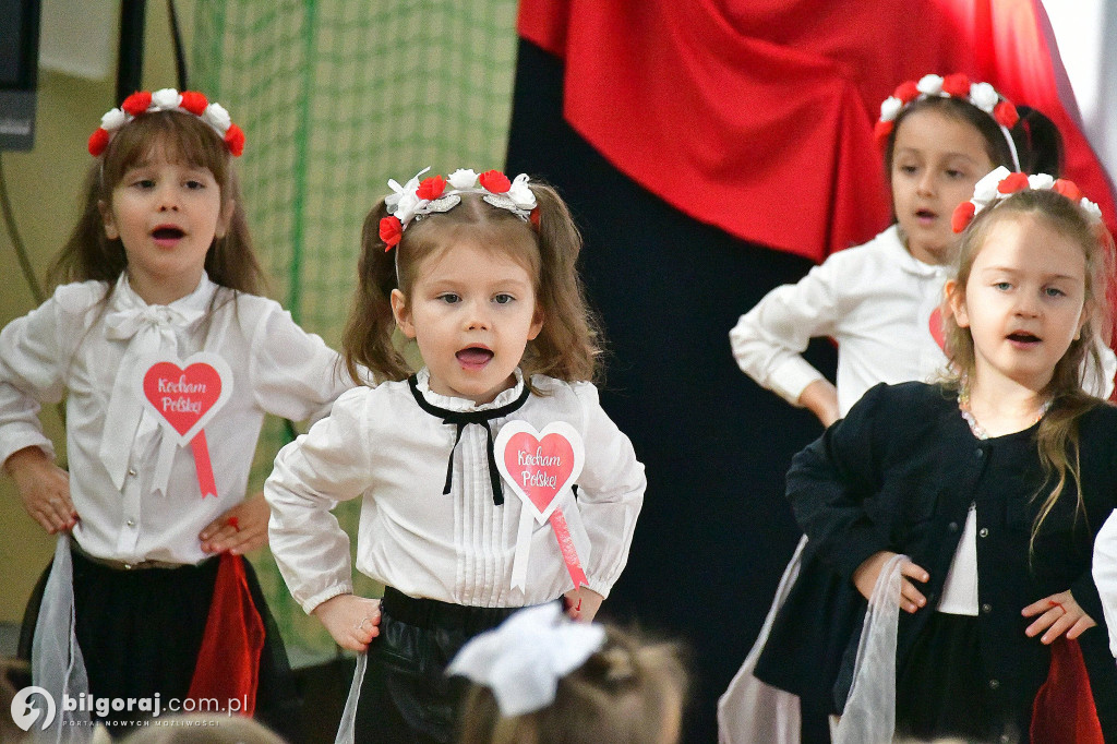 Biszcza. Szkoła do hymnu - śpiewali wszyscy