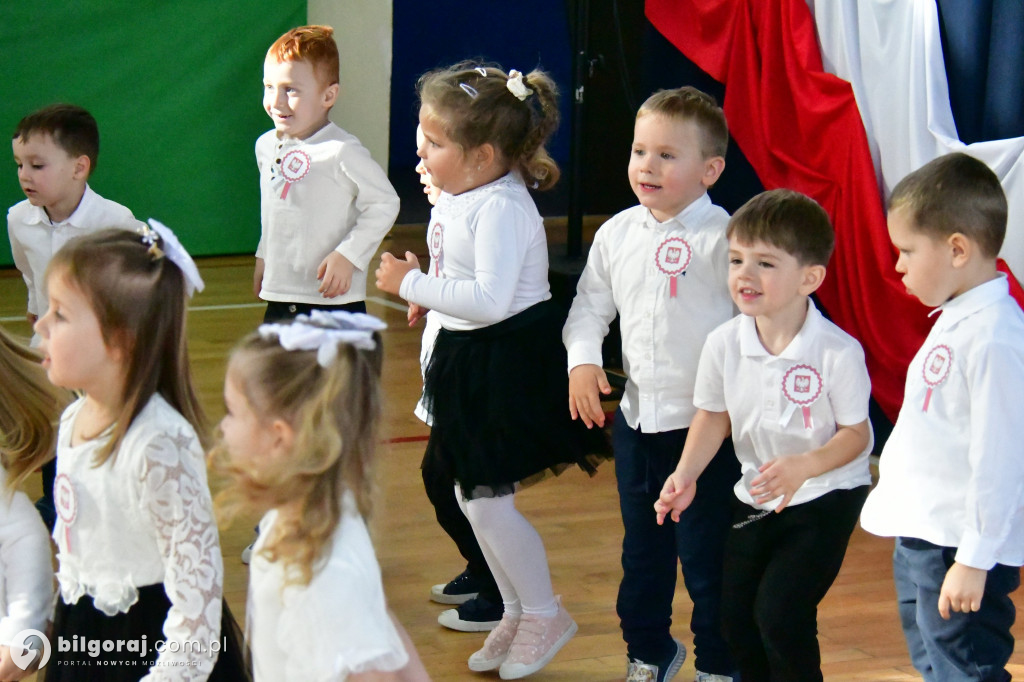 Biszcza. Szkoła do hymnu - śpiewali wszyscy