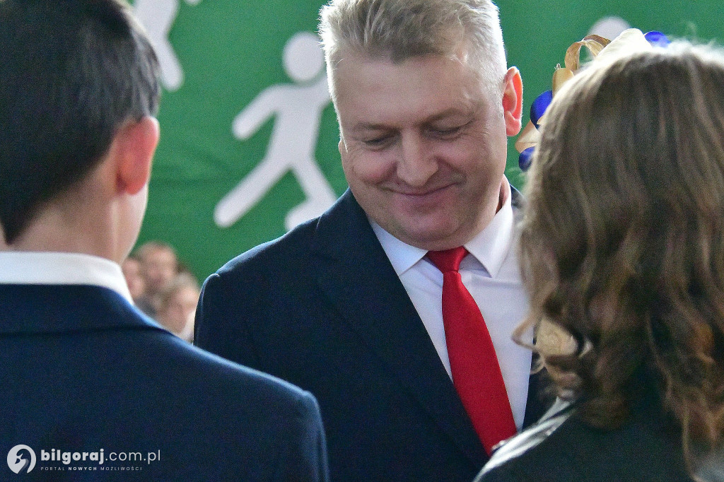 Biszcza. Szkoła do hymnu - śpiewali wszyscy