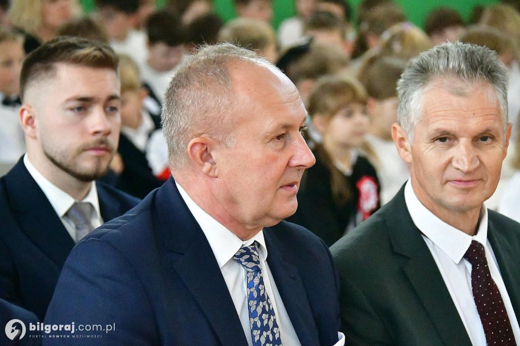 Biszcza. Szkoła do hymnu - śpiewali wszyscy