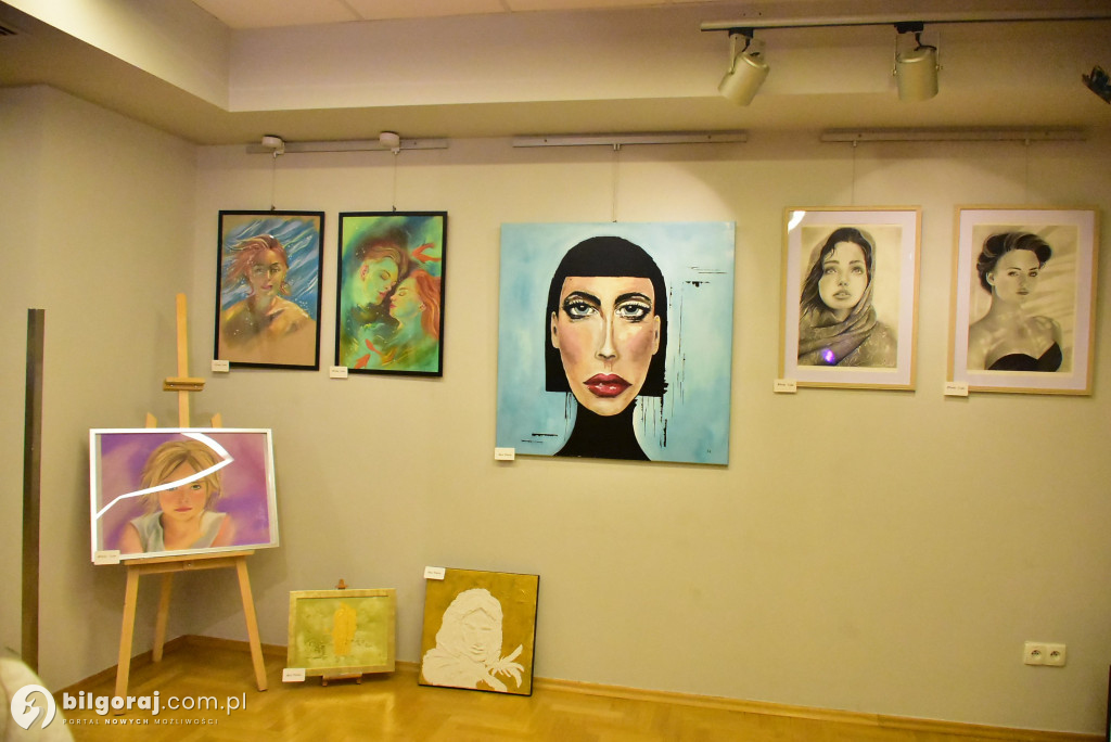 Dwie wizje człowieka: Wernisaż malarstwa Moniki Szabat i Alicji Naklickiej