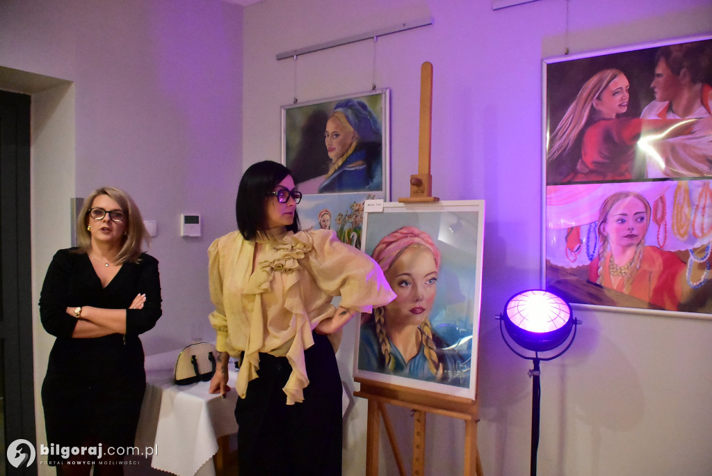 Dwie wizje człowieka: Wernisaż malarstwa Moniki Szabat i Alicji Naklickiej