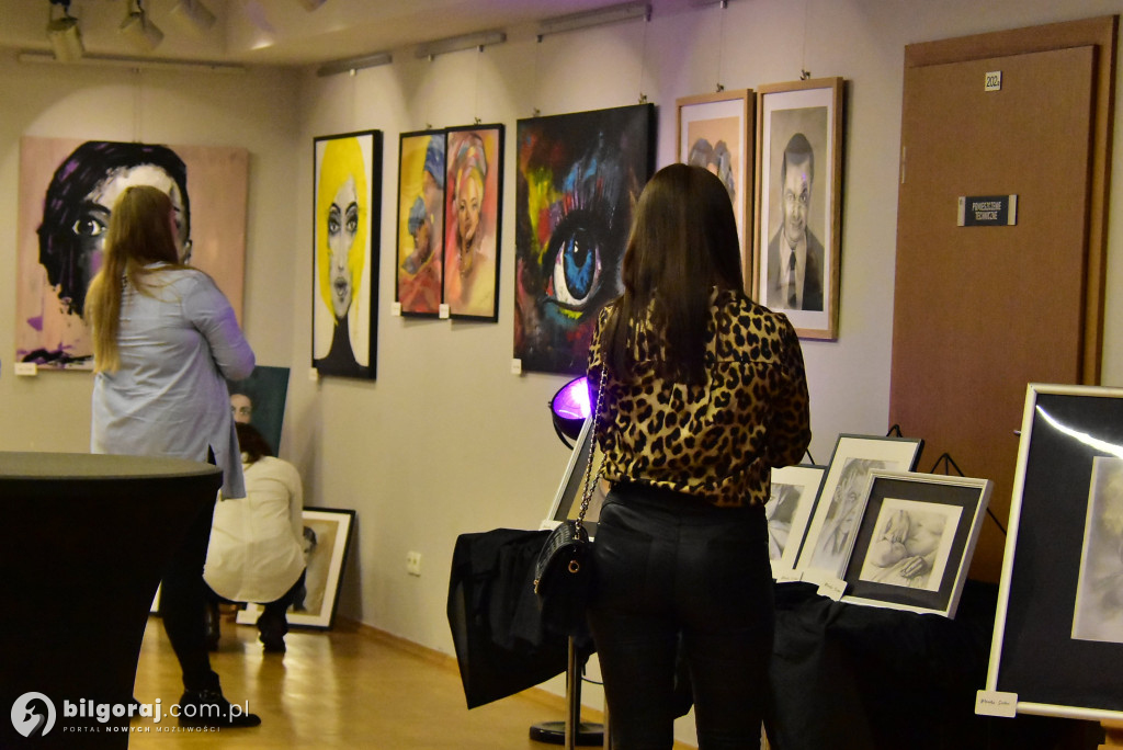 Dwie wizje człowieka: Wernisaż malarstwa Moniki Szabat i Alicji Naklickiej
