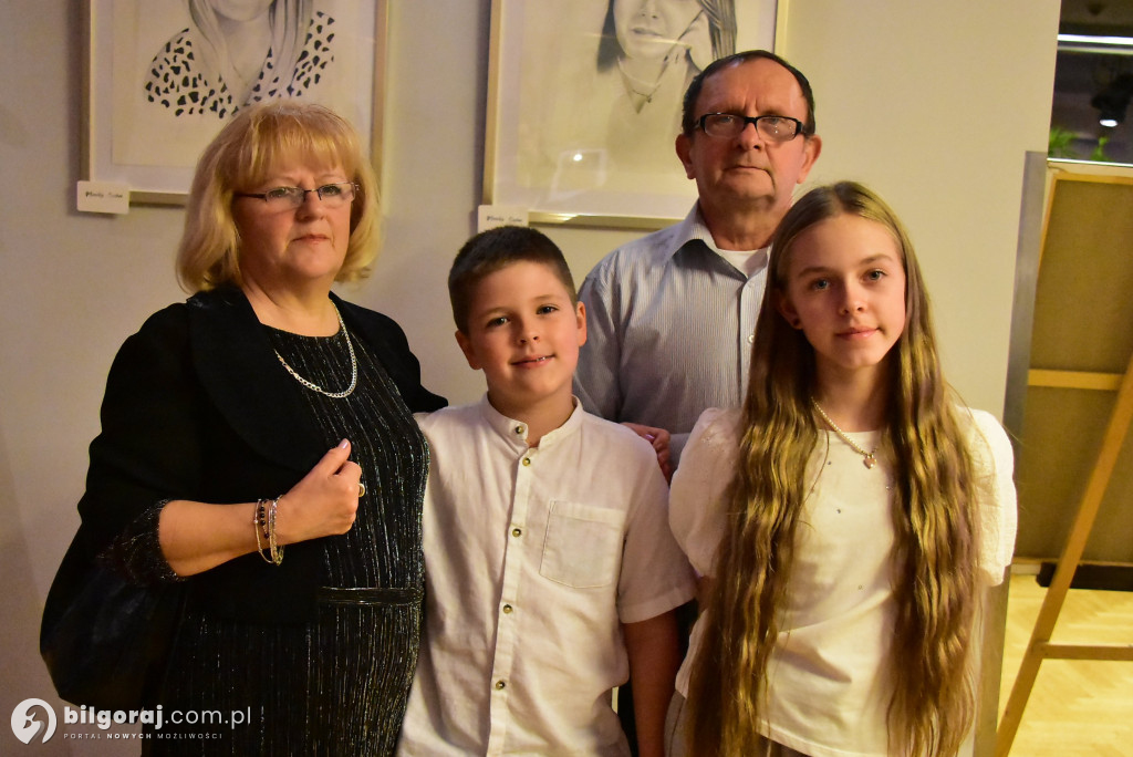 Dwie wizje człowieka: Wernisaż malarstwa Moniki Szabat i Alicji Naklickiej