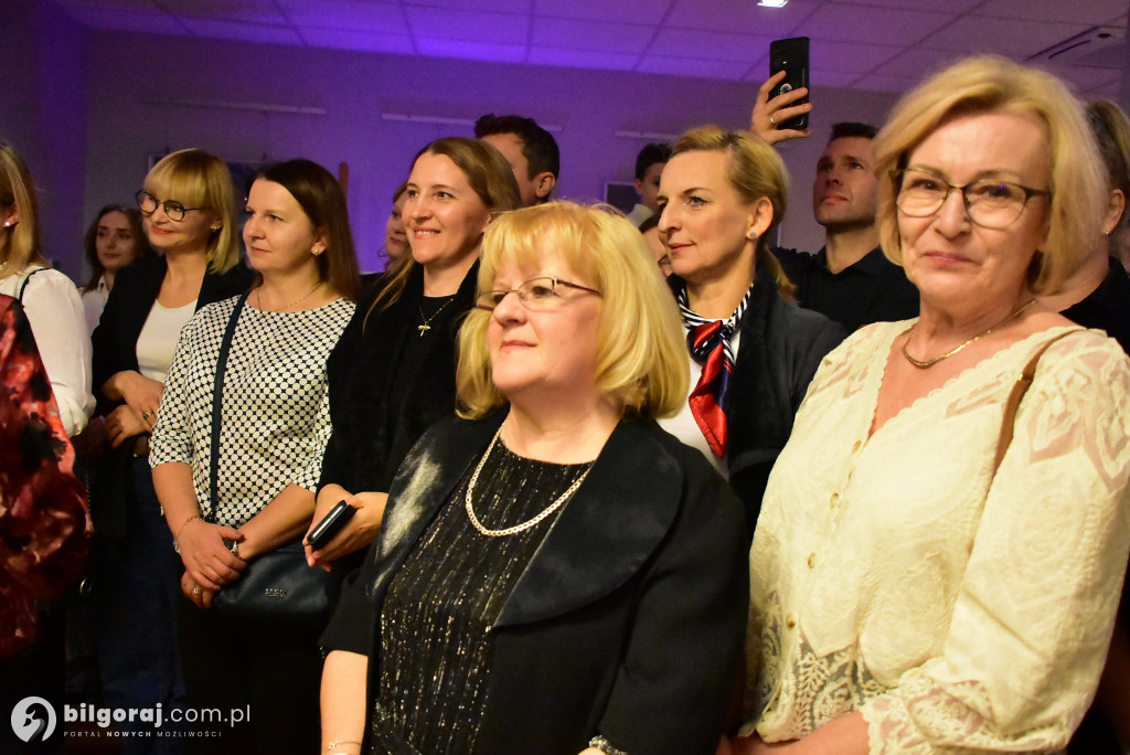 Dwie wizje człowieka: Wernisaż malarstwa Moniki Szabat i Alicji Naklickiej