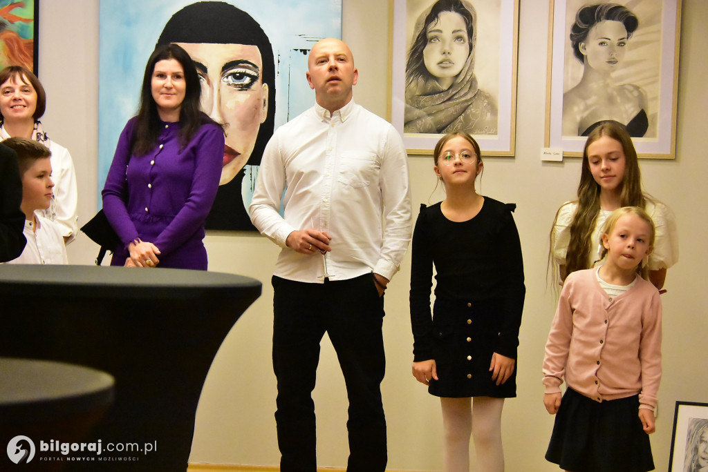 Dwie wizje człowieka: Wernisaż malarstwa Moniki Szabat i Alicji Naklickiej