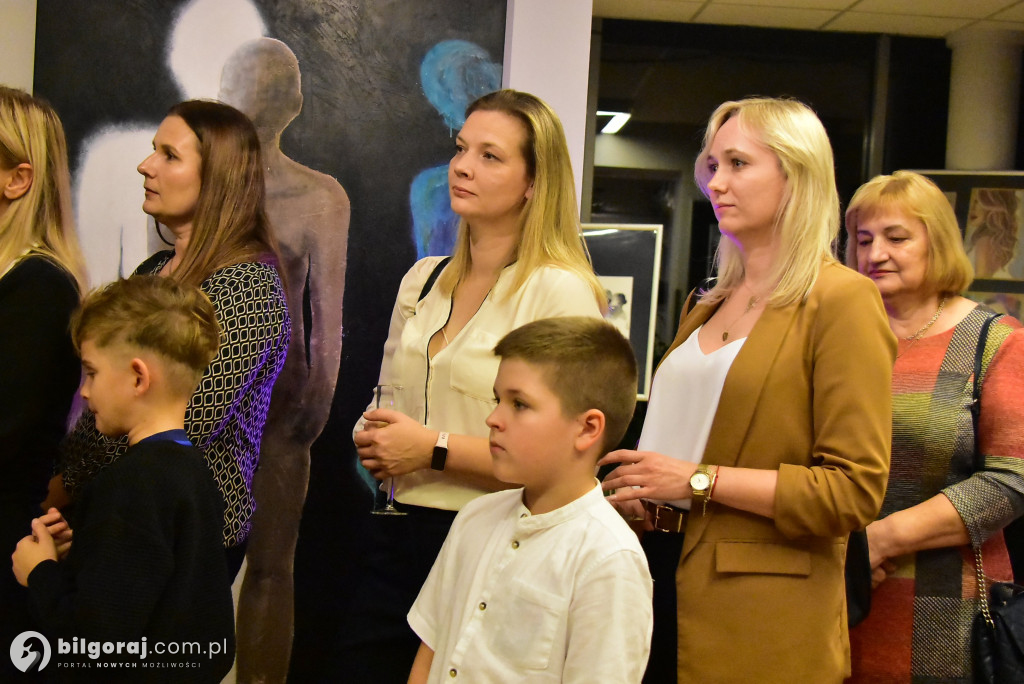 Dwie wizje człowieka: Wernisaż malarstwa Moniki Szabat i Alicji Naklickiej